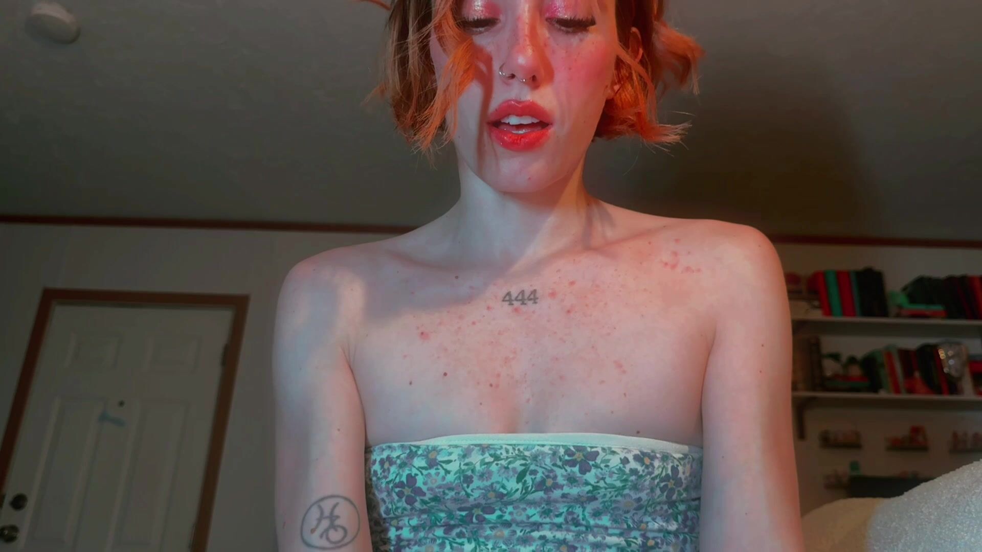 Elle Marx - Massage parlor impregnation ASMR