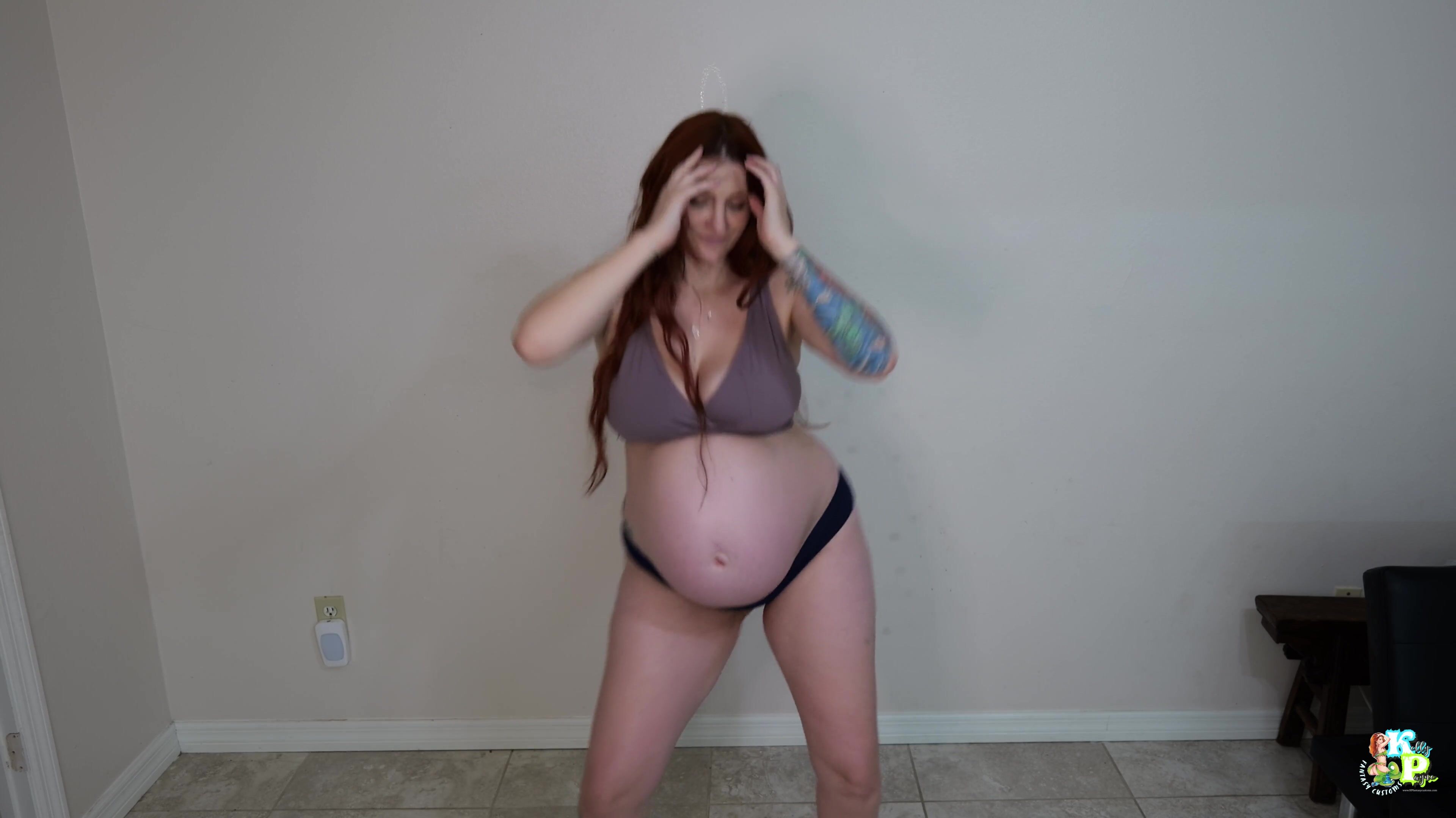 Kelly Payne - Im SO Pregnant Silly Dance SFW