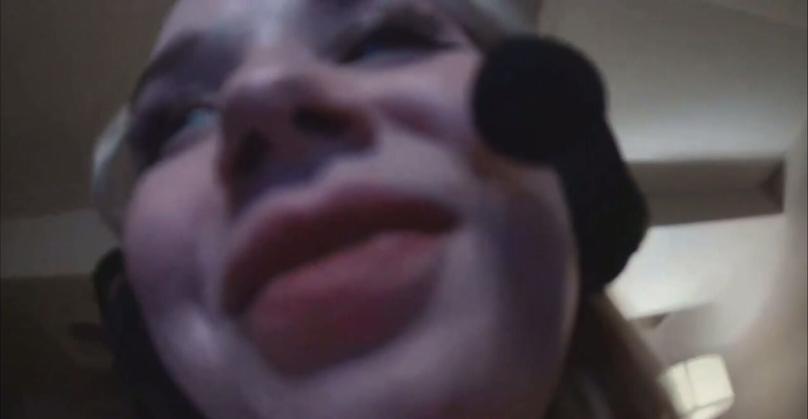 Giantess Vore-Acious burps in your face