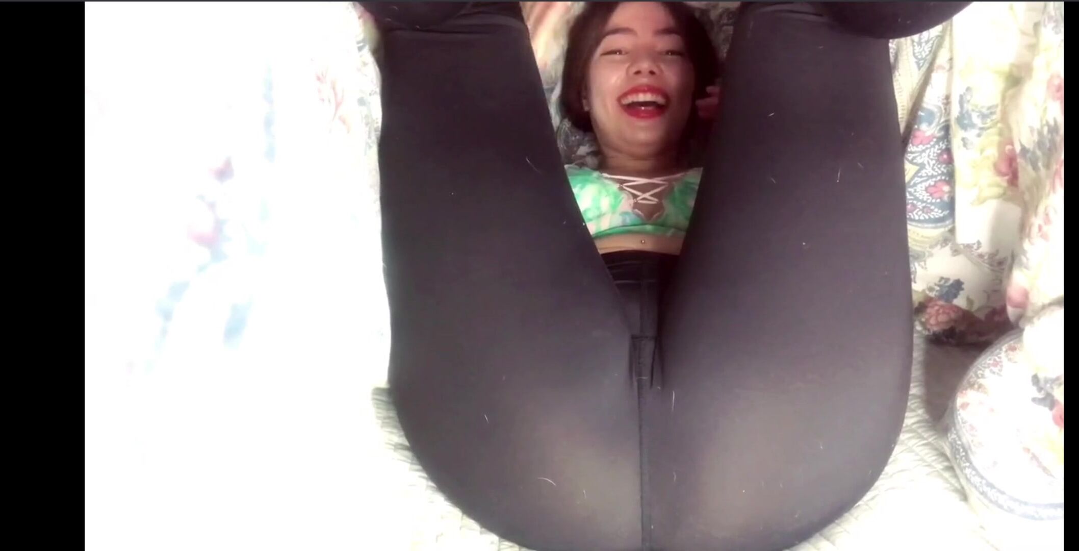 Lea_coco dutch oven farts