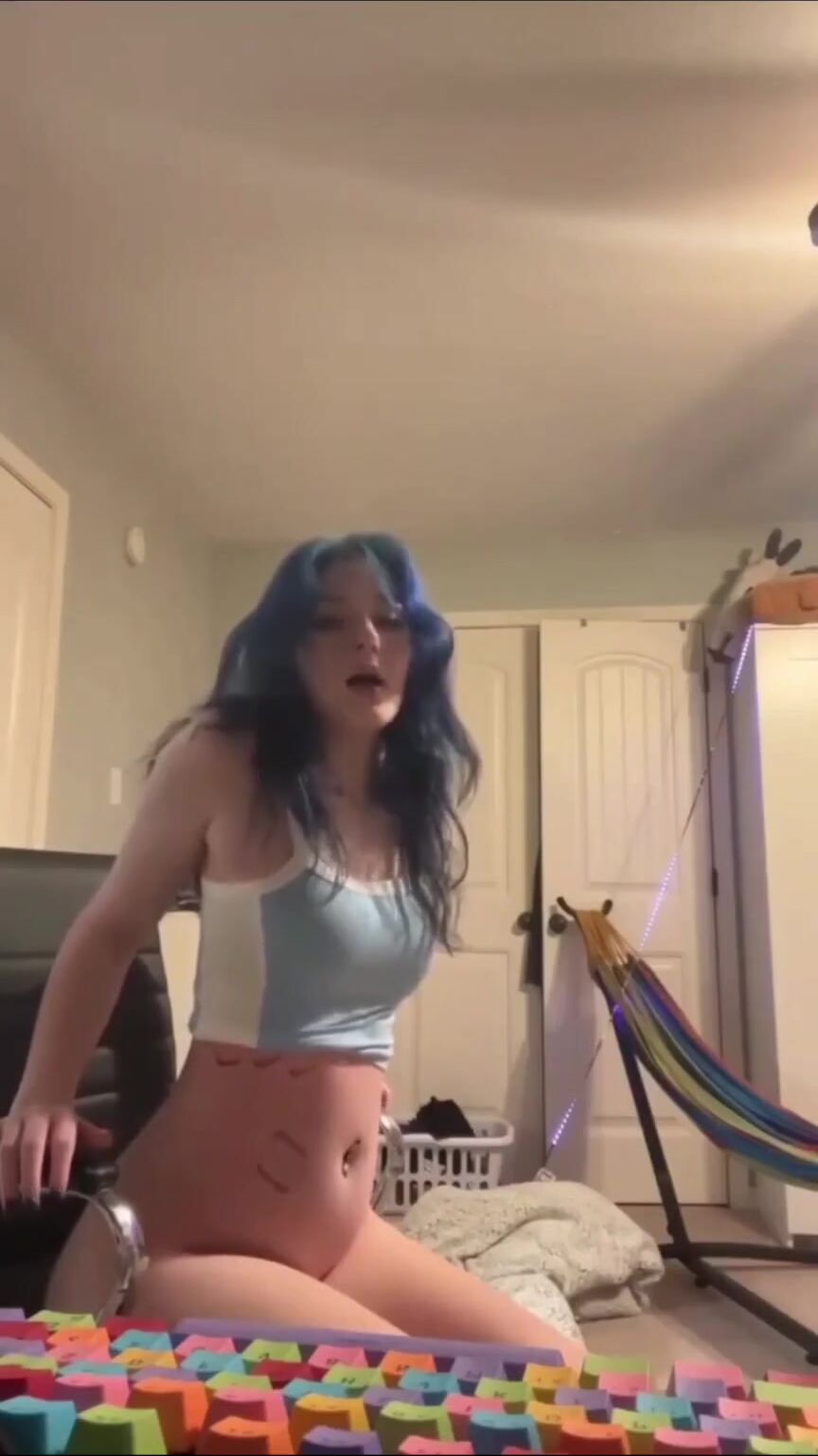 Sariah farts 1