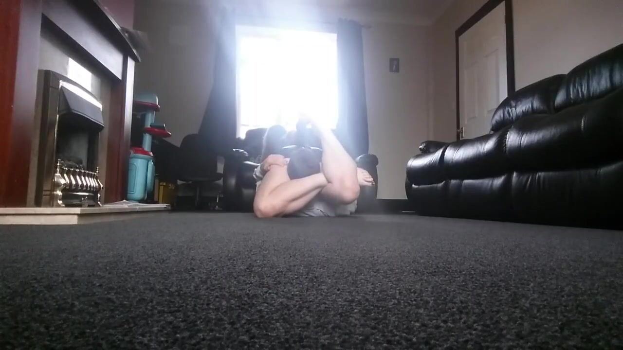 Amateur Reverse Figure 4 And Headscissor 02