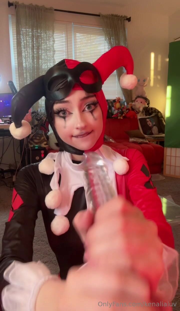 Kenalialuv Harley Quinn