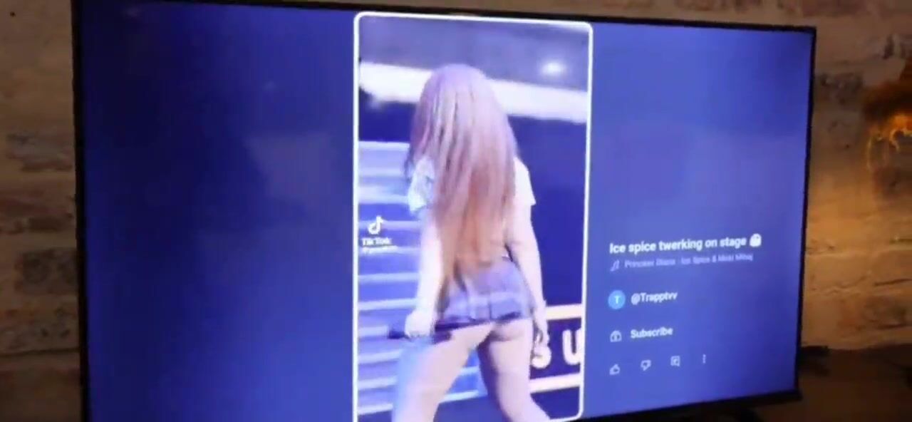 Big African ass live