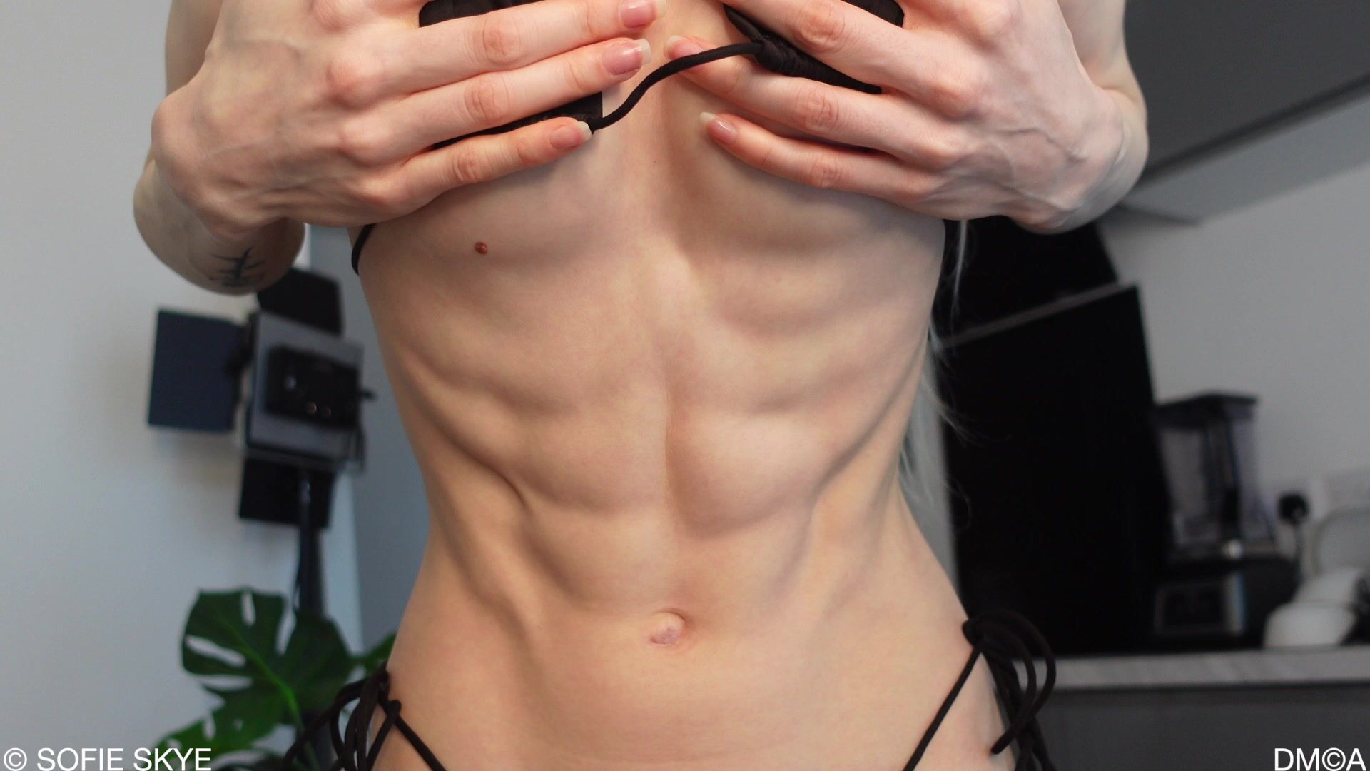 Sofie Skye 3