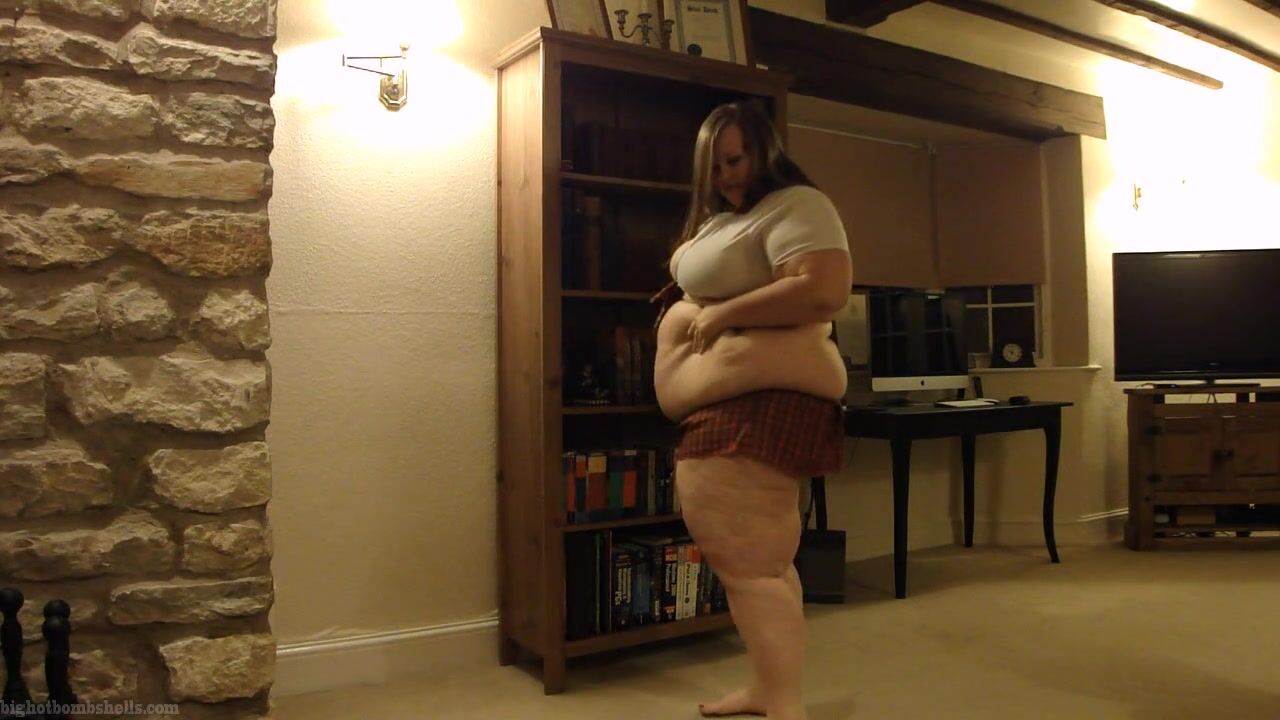 Leila SSBBW Vid2