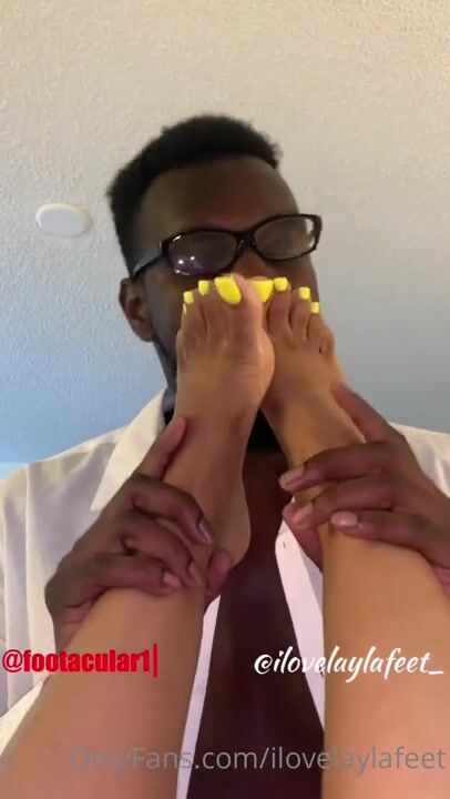 I love Layla feet