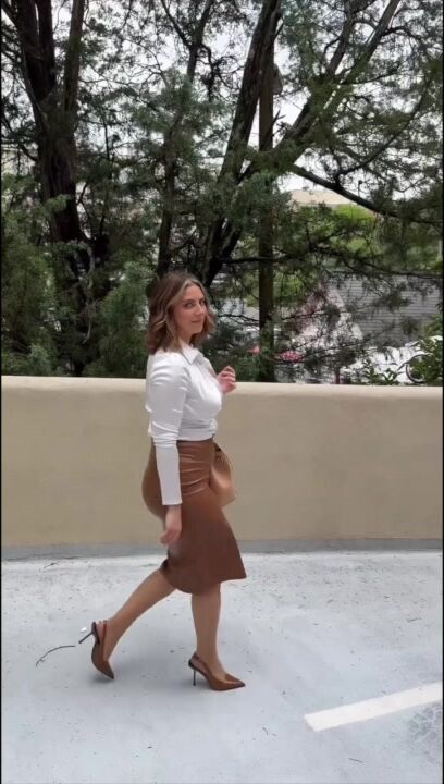 Kelly Monroe | Leather Outfit Walking Compilation