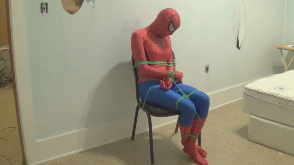 Bella ink spider-girl chloro
