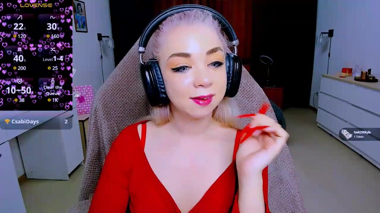 Blinkofeyess vibed