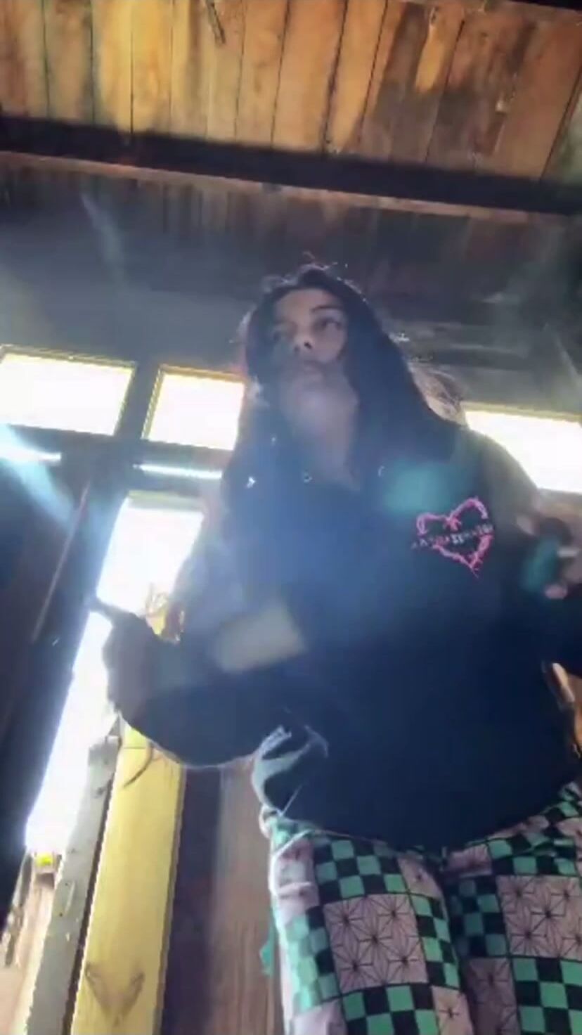 Sexilittlemexi live farts