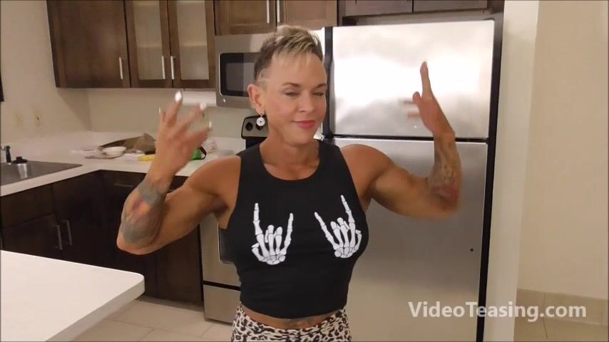 VT Shredded Sisters armwrestling tryout