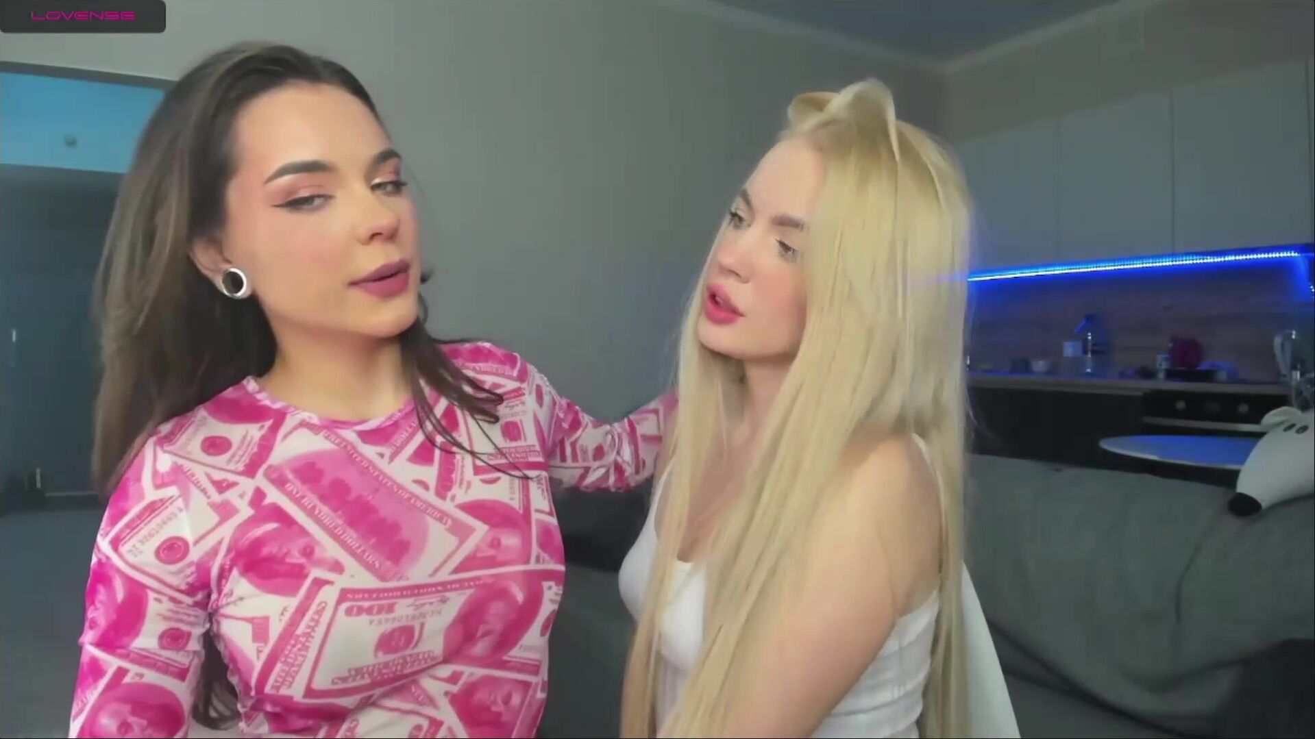 girl_of_yourdreams CB Naked With Bonnie