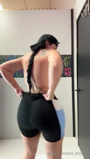 Amanda Nicole