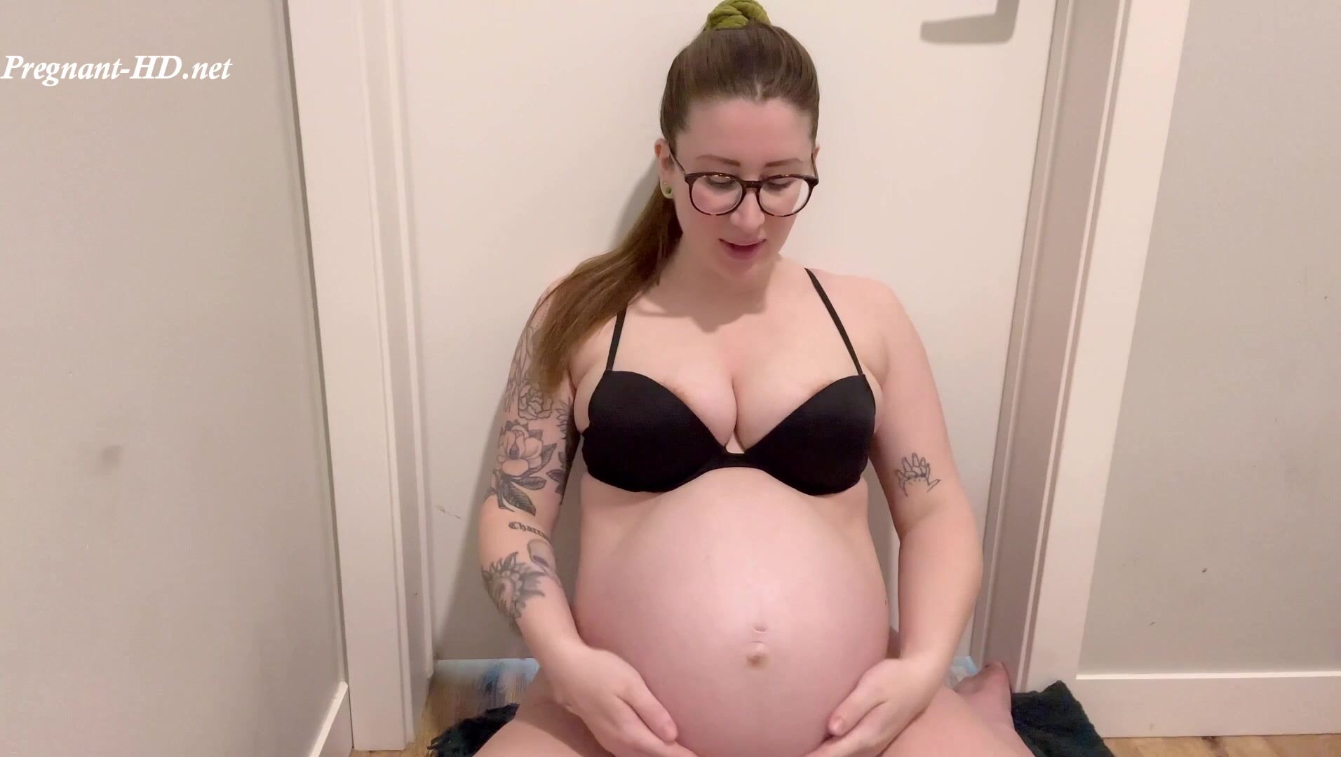 Only Big Dicks Can Get Me Pregnant – Jade Moon