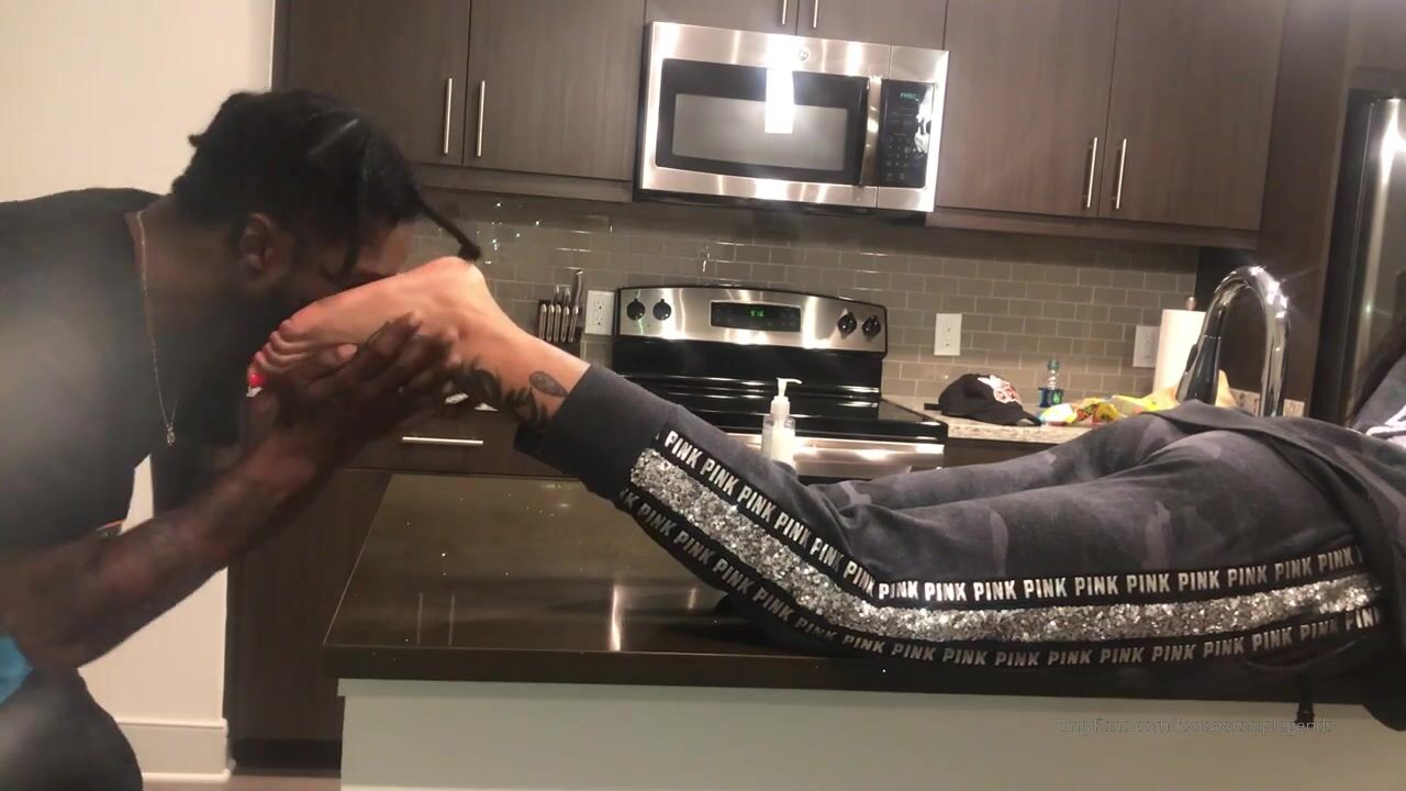 The foot worship leg