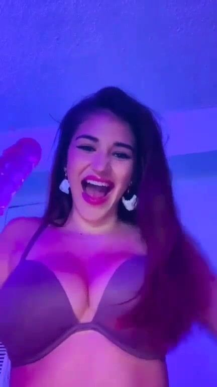 8.5 inch dildo thick