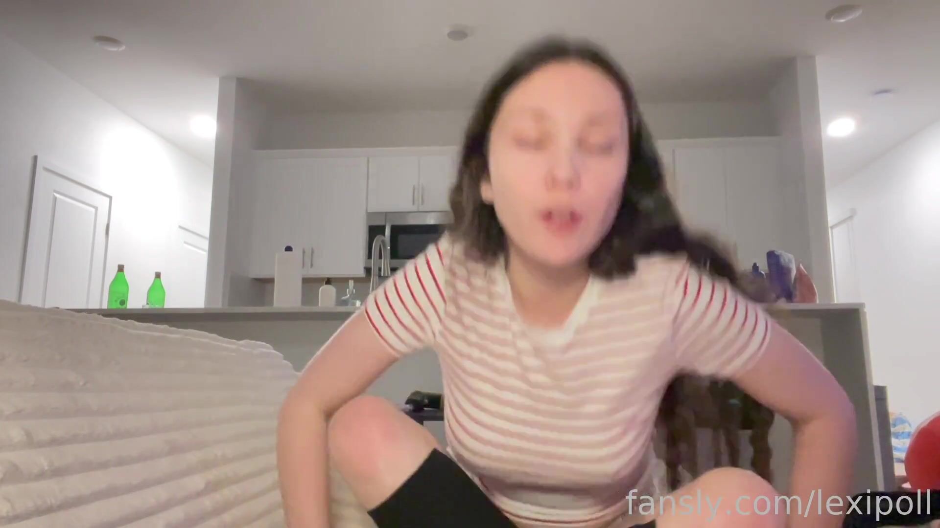 LExi Poll - Tease JOI Boobs