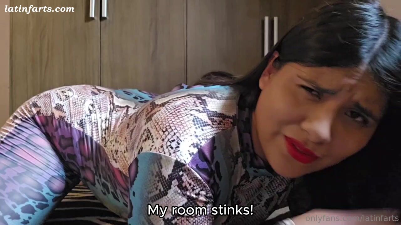 Emma4321 Catsuit Farts