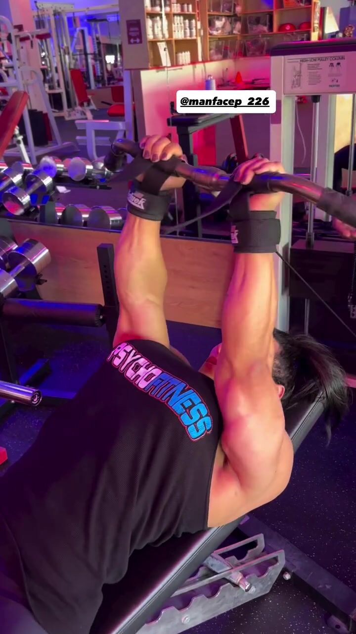 Leyvina Barros Arms Workout Part 1