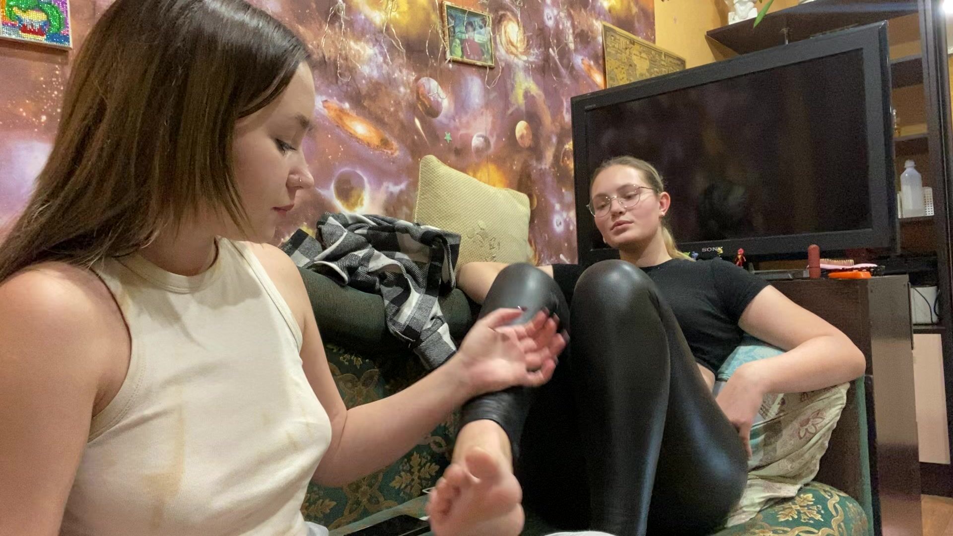 Anastasia feet amateur lesbian worship