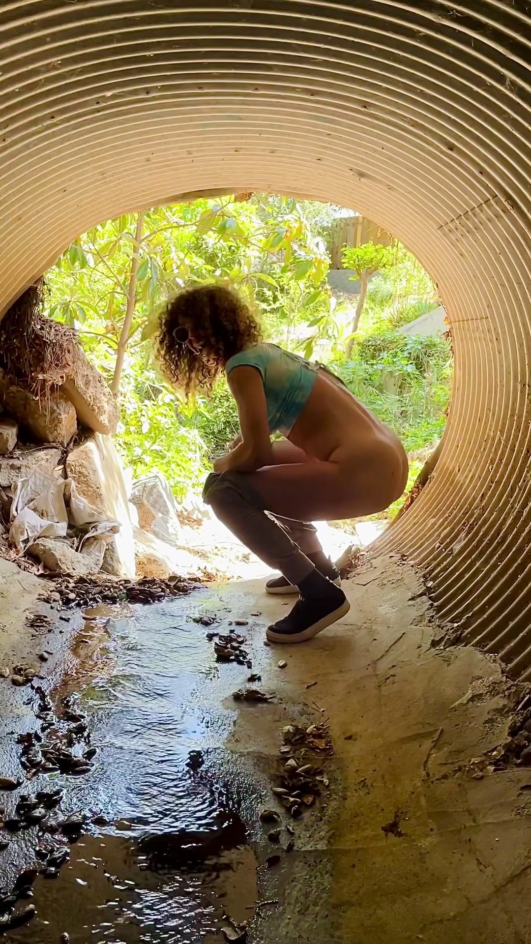 Watch me pee outside in nature-vibewithmommy