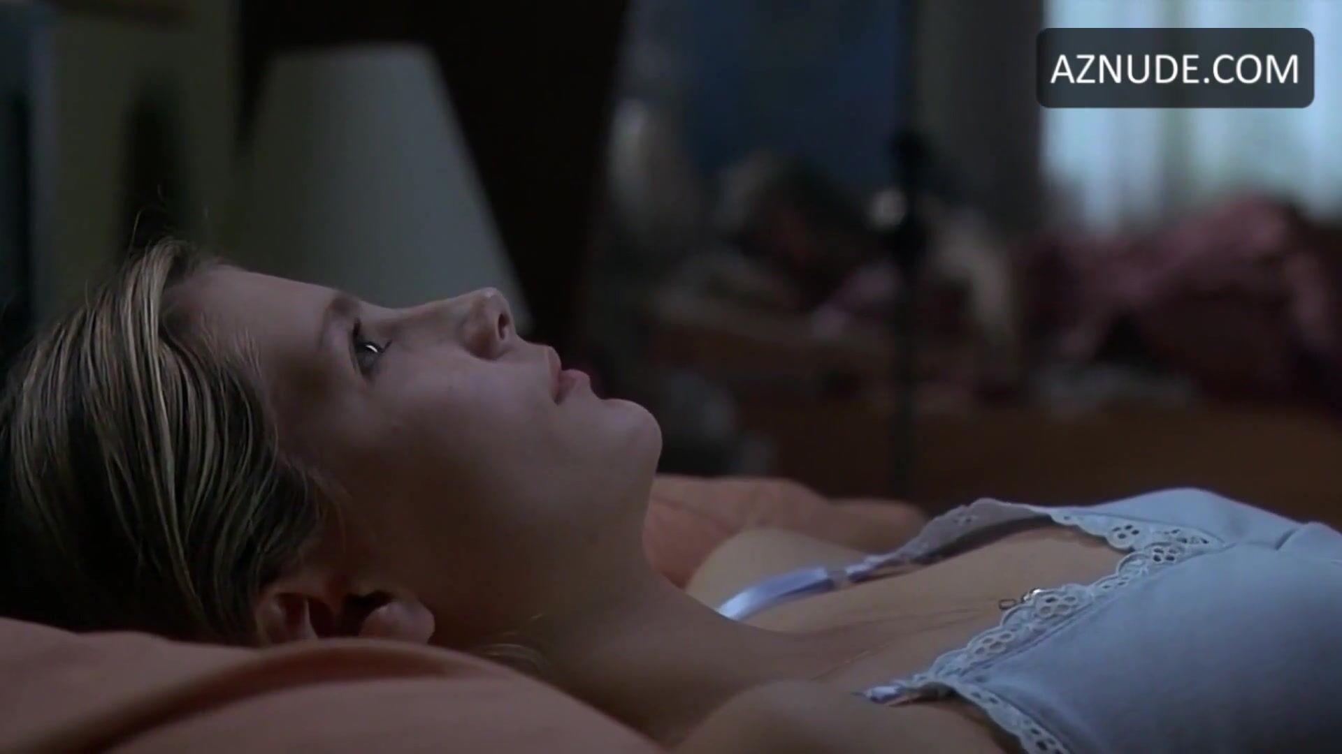 Piper Perabo and Jessica Pare Scene Lost and Delirous