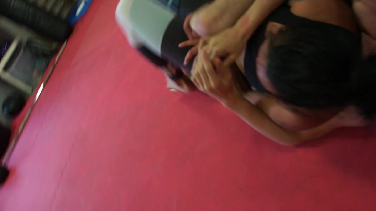 Mialana- Wrestling