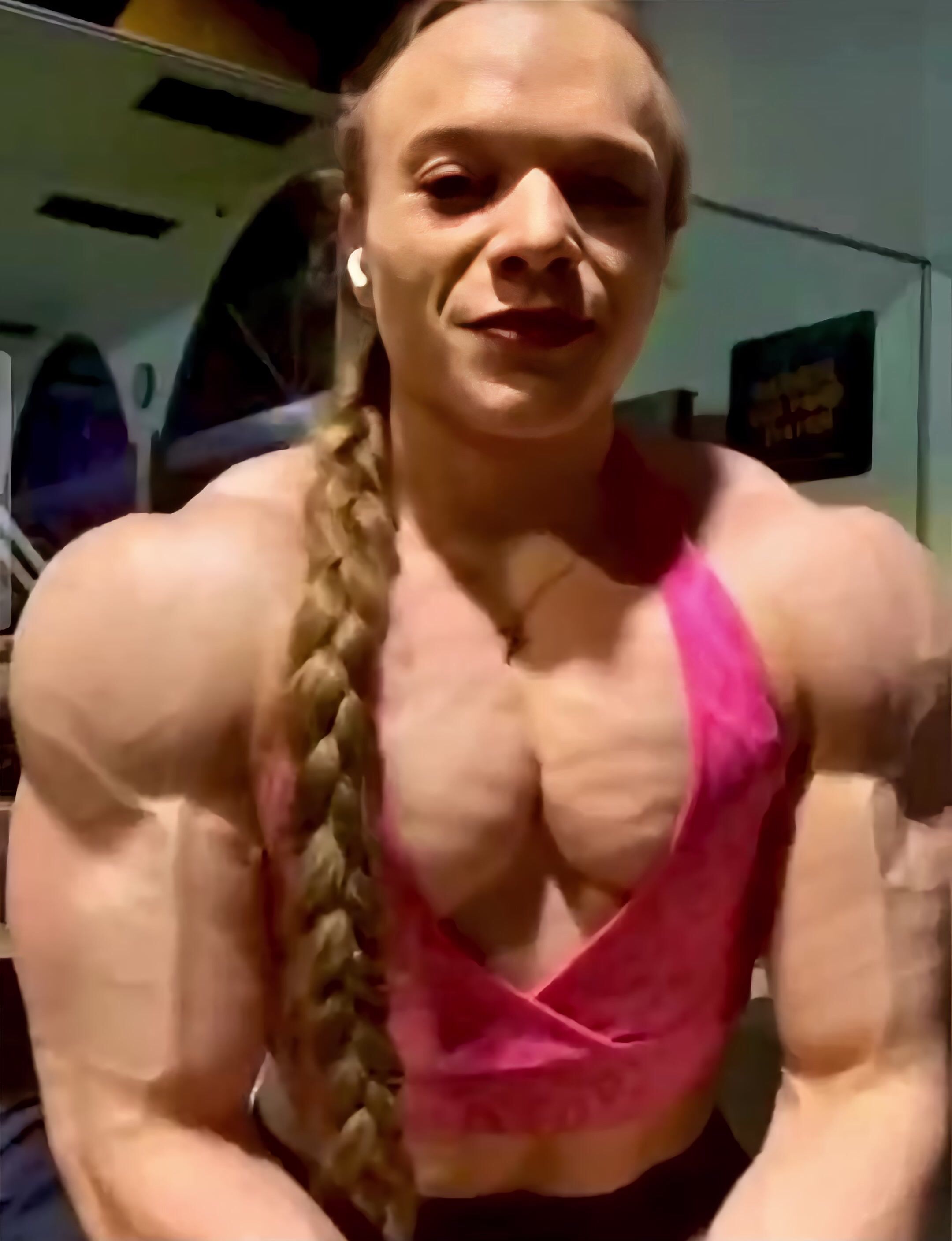 Sarah Crail Webcam