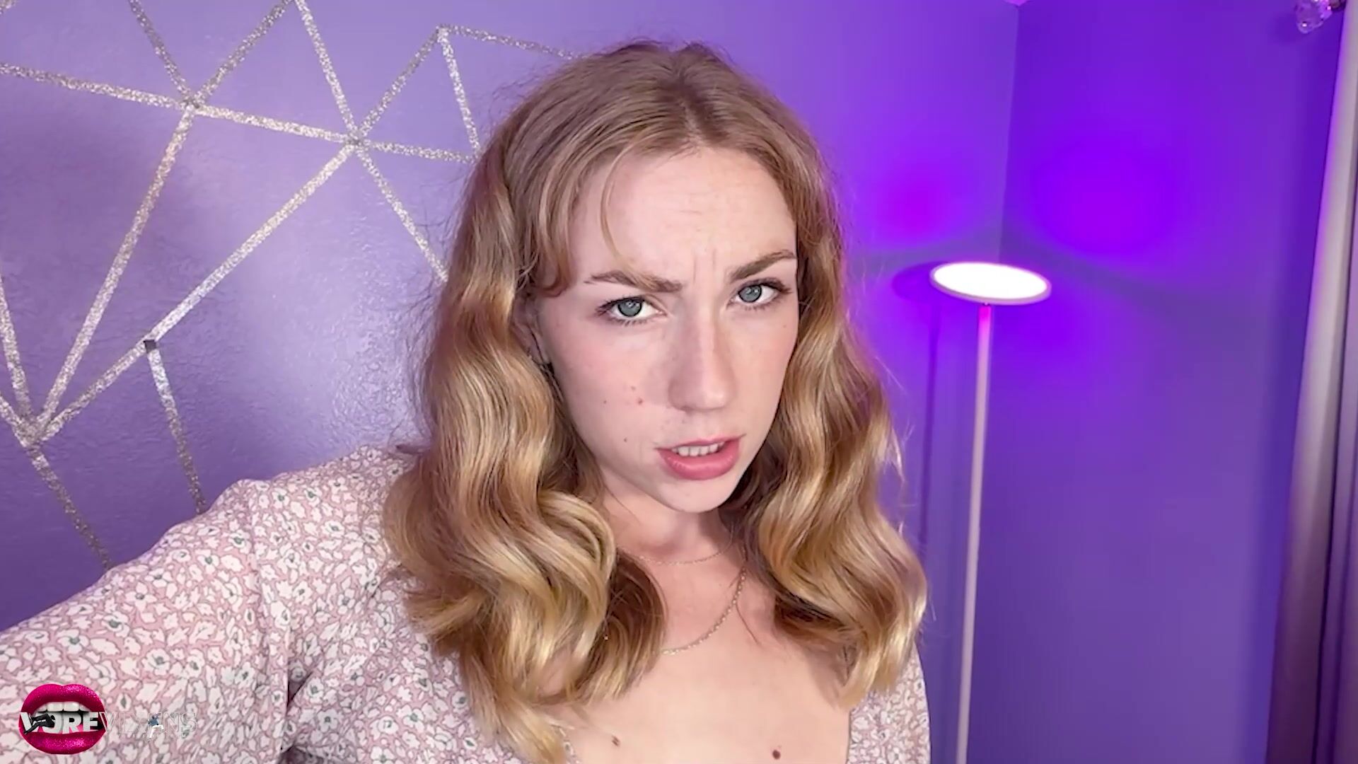 Bad Sitting Vore- Stella Elle