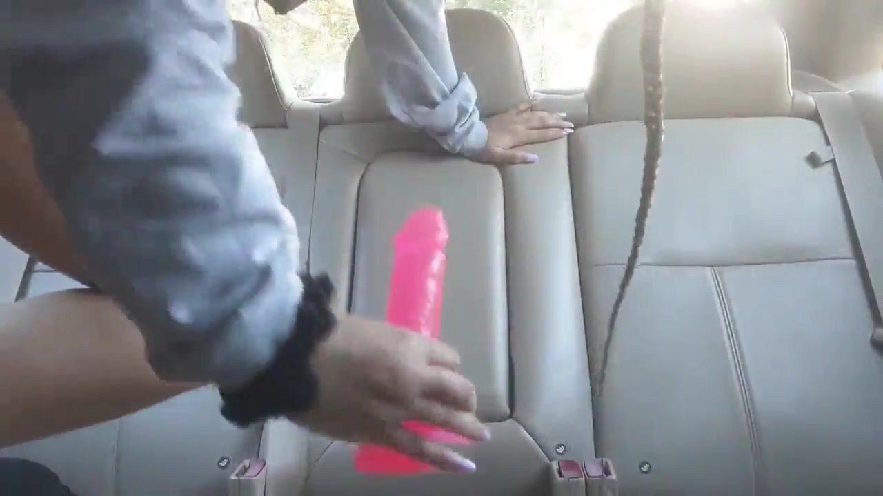 Amber Quinn car solo