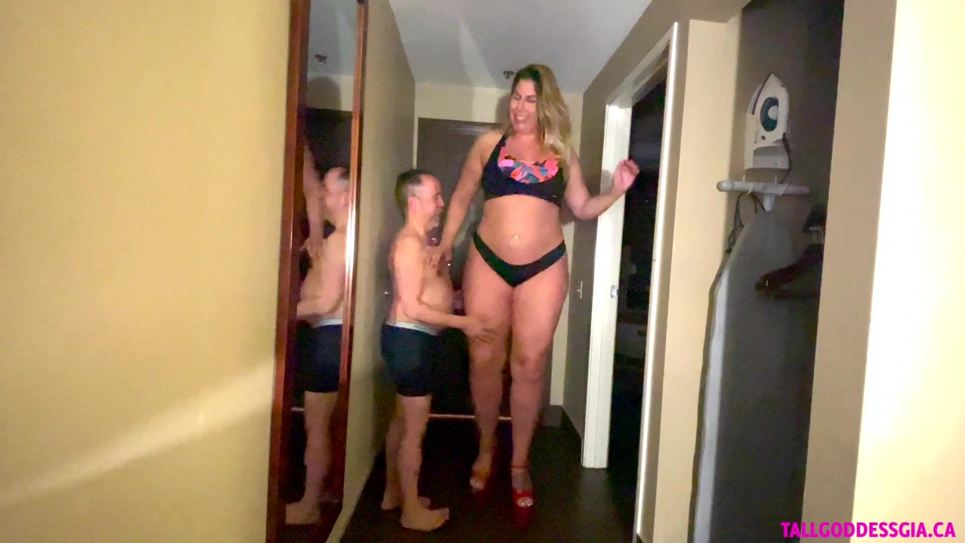 Tall Goddess Gia - You Are The Size Of My Leg