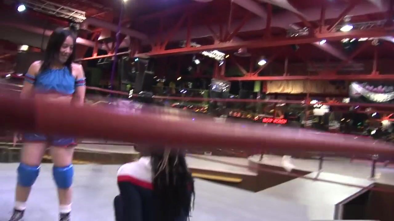 Sumie Sakai vs Sweet