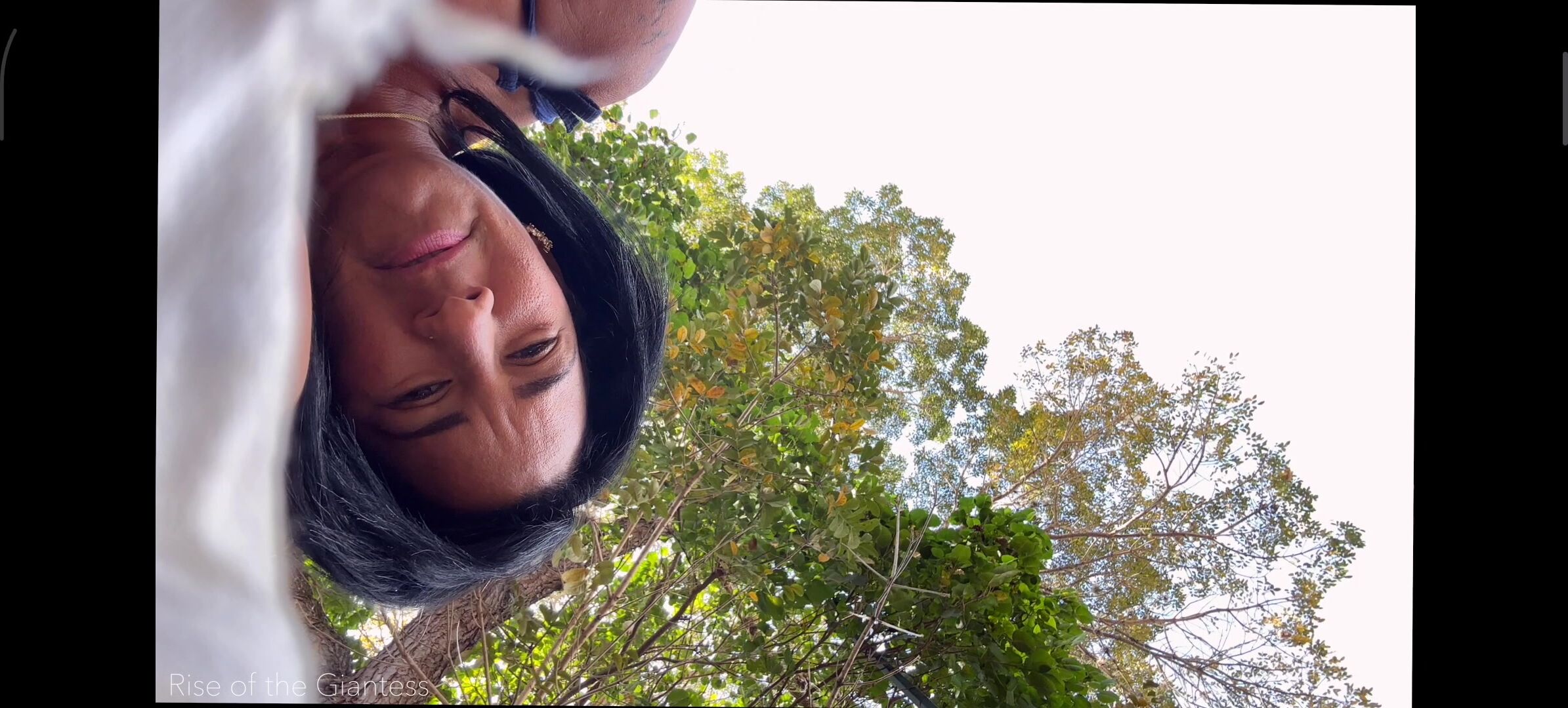 Giantess Carolina latina