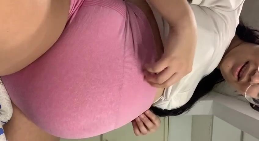 Alebelly chubby belly rub