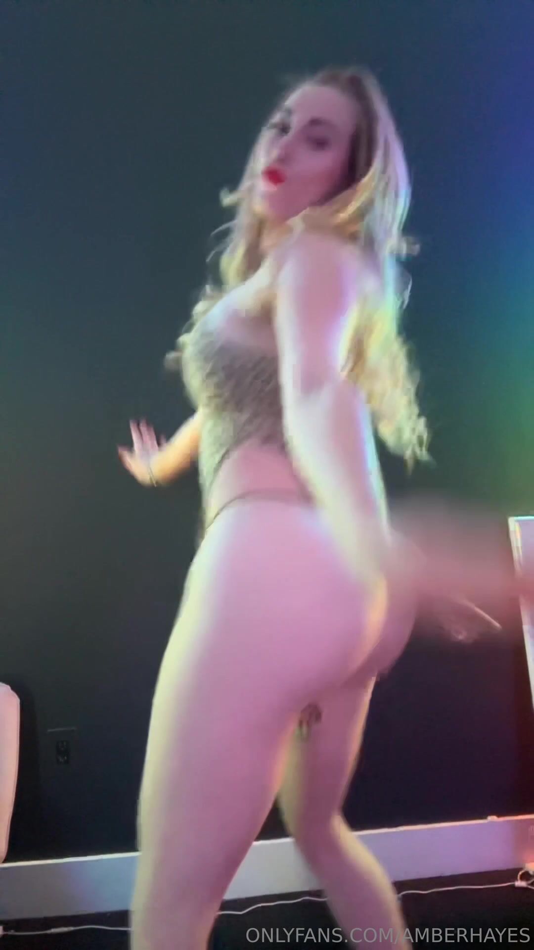 Amber Hayes Juicy Twerk