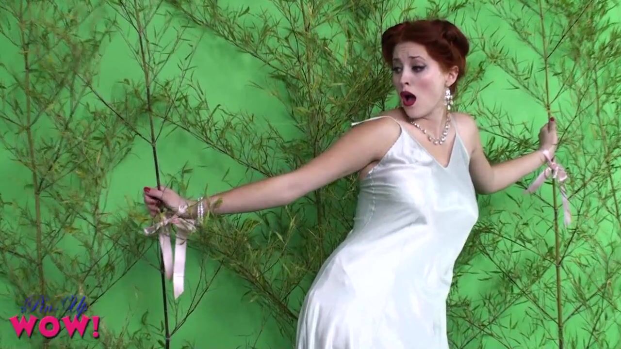 Lucy Vixen - Damsel In Distress PinupWoW