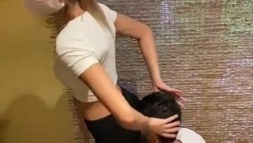 ainsley face farts