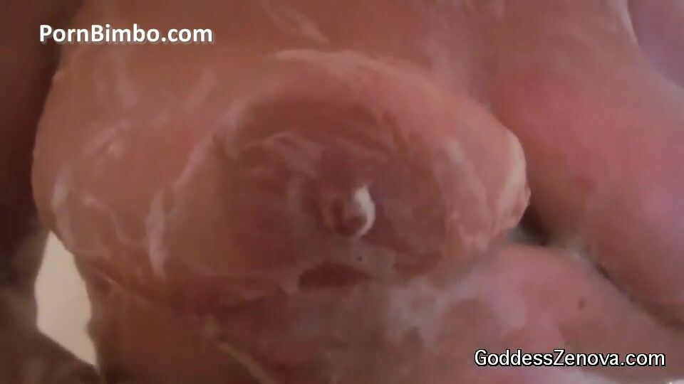 Goddess Zenova - Shower