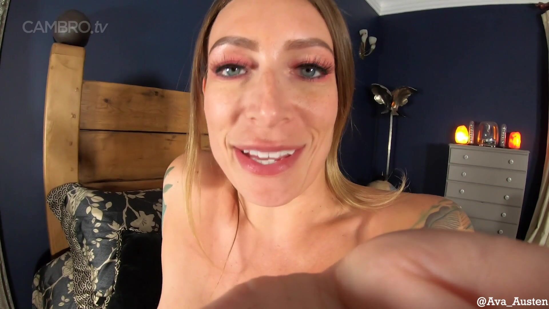 giantess ava mom vore
