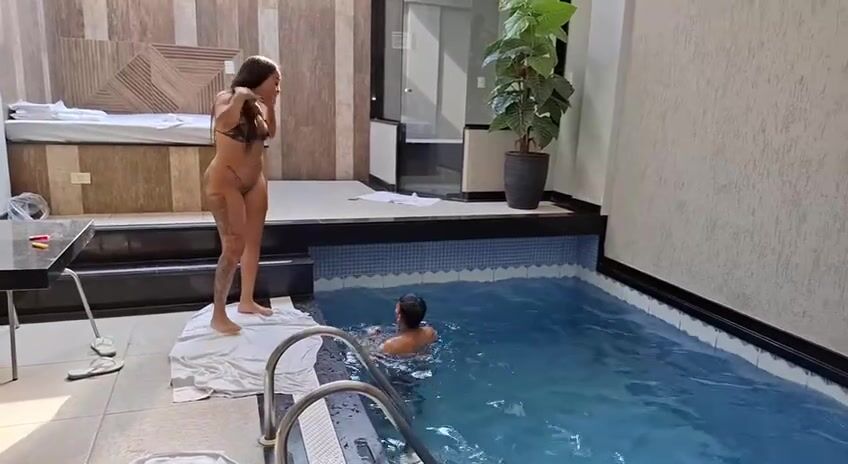 Brazilian face fart