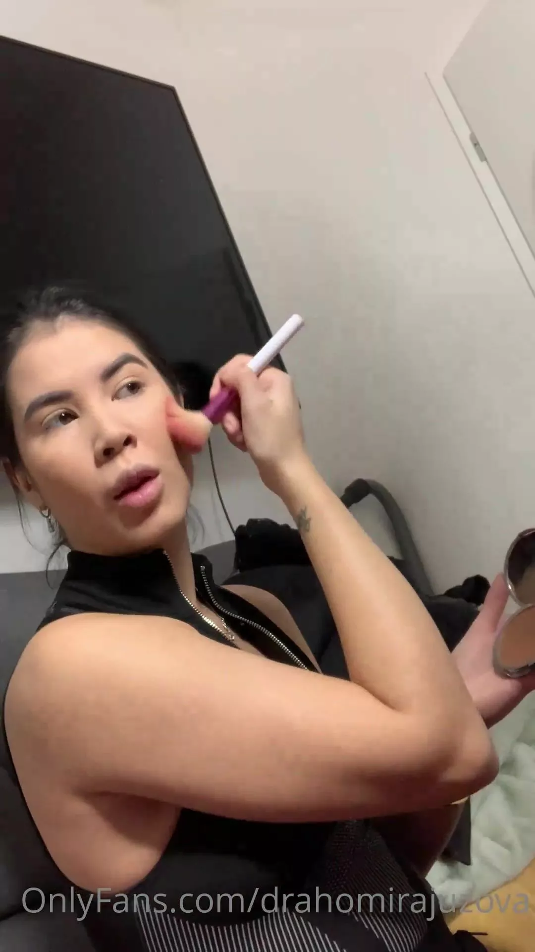 drahomirajuzova_5fa27fbe2a9c32fcff952 xxx onlyfans porn