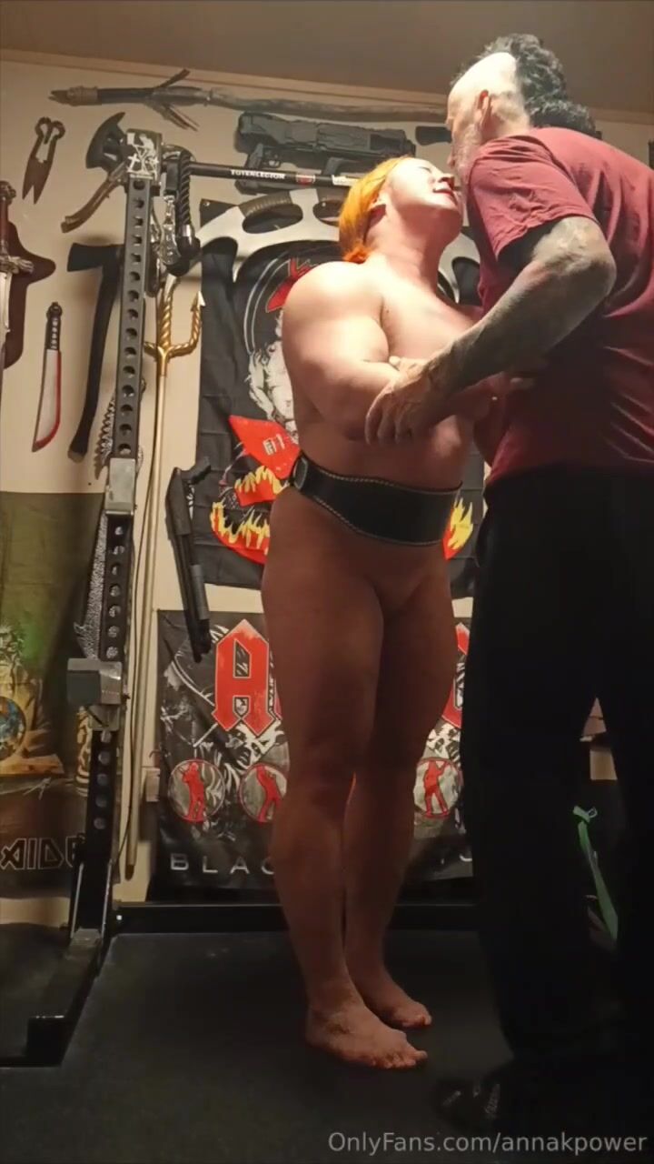 Anna k power lifter