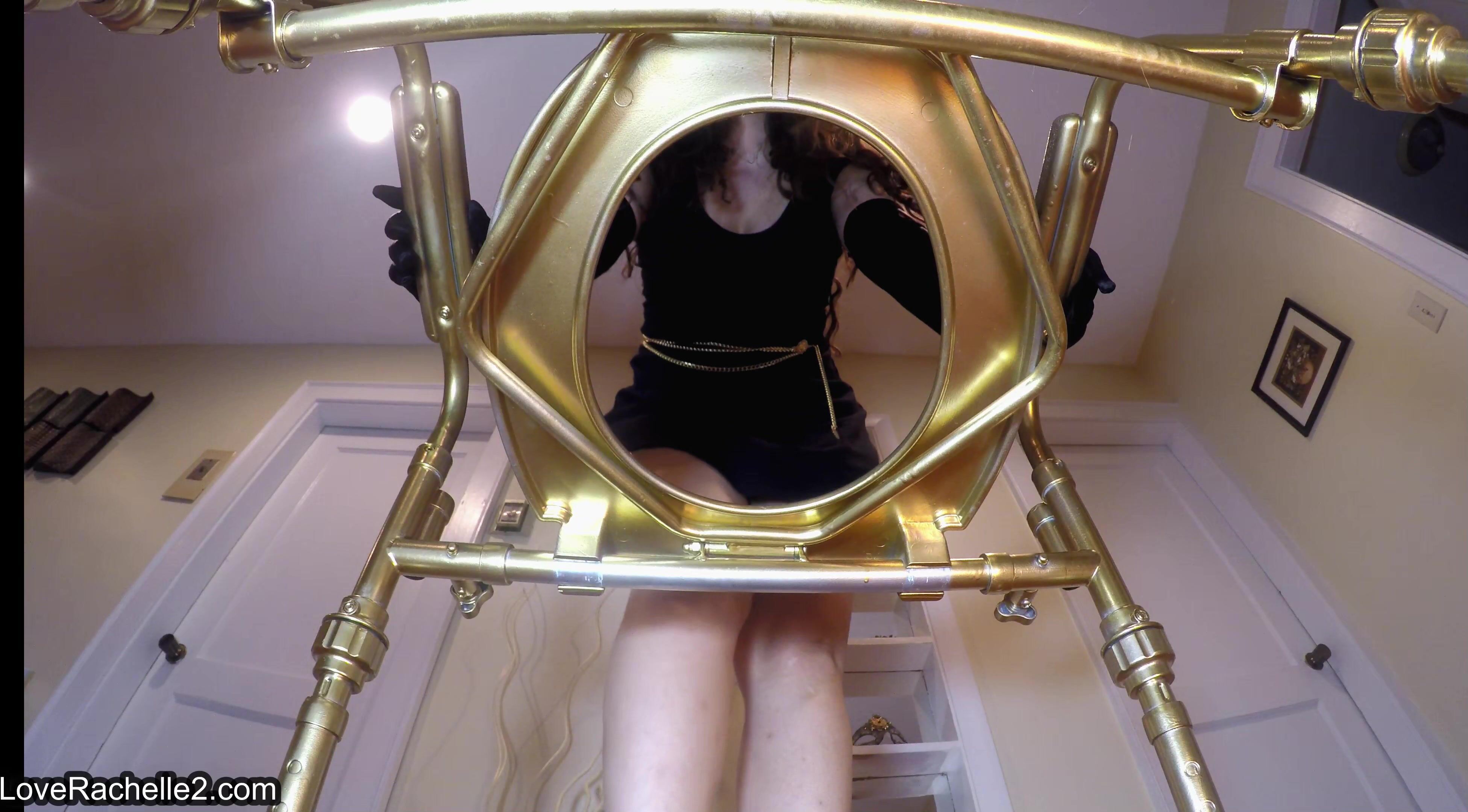 Love Rachelle 2 An Orgasm For A Toilet Is Swallowing Shit
