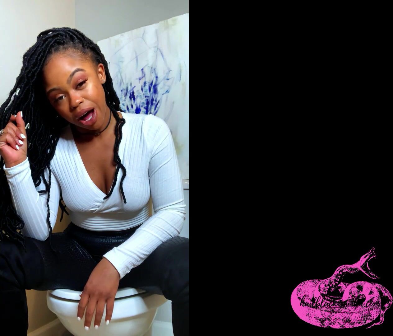 Queen Black Mamba - No Pleasure For Toilets