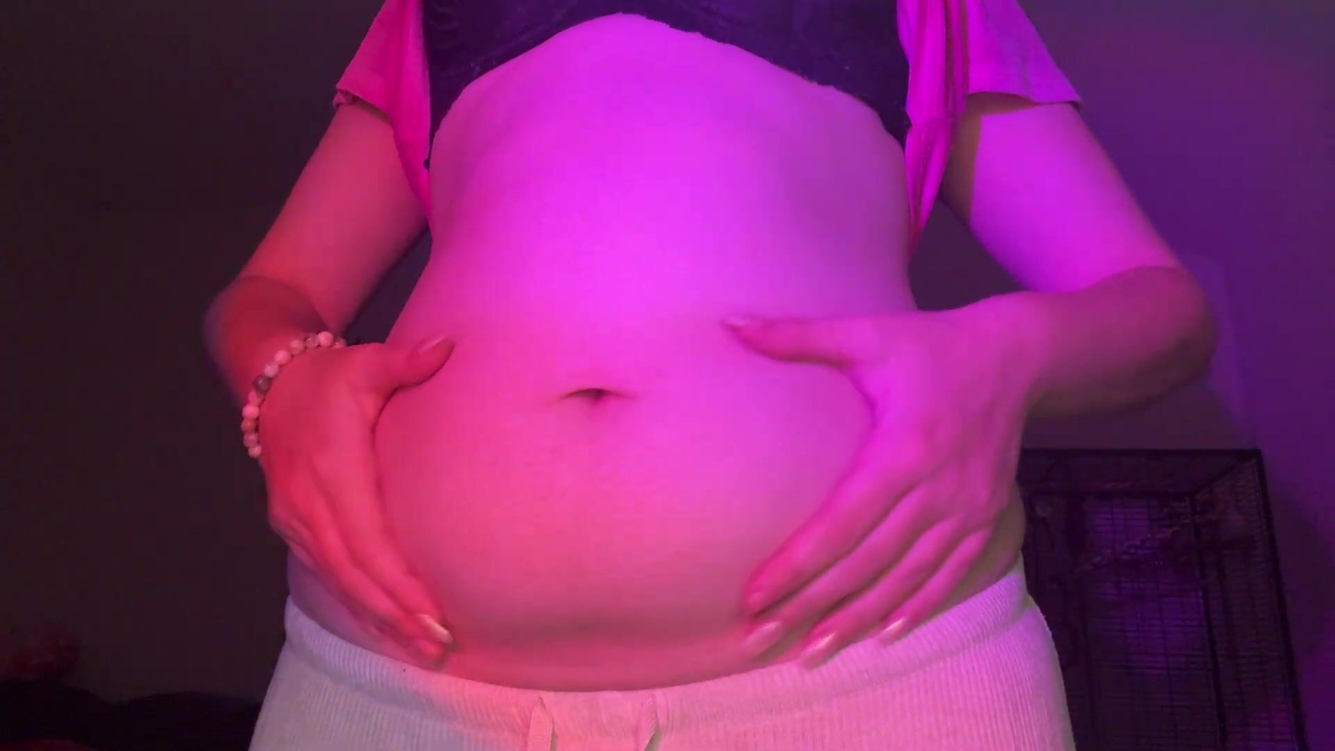 Standing Belly Play _ Weight Gain Progress