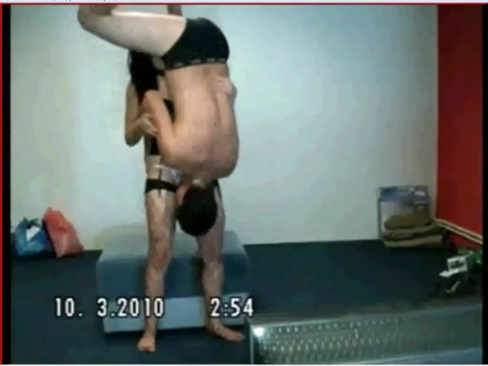 WebcamIntimateLiftCarry2