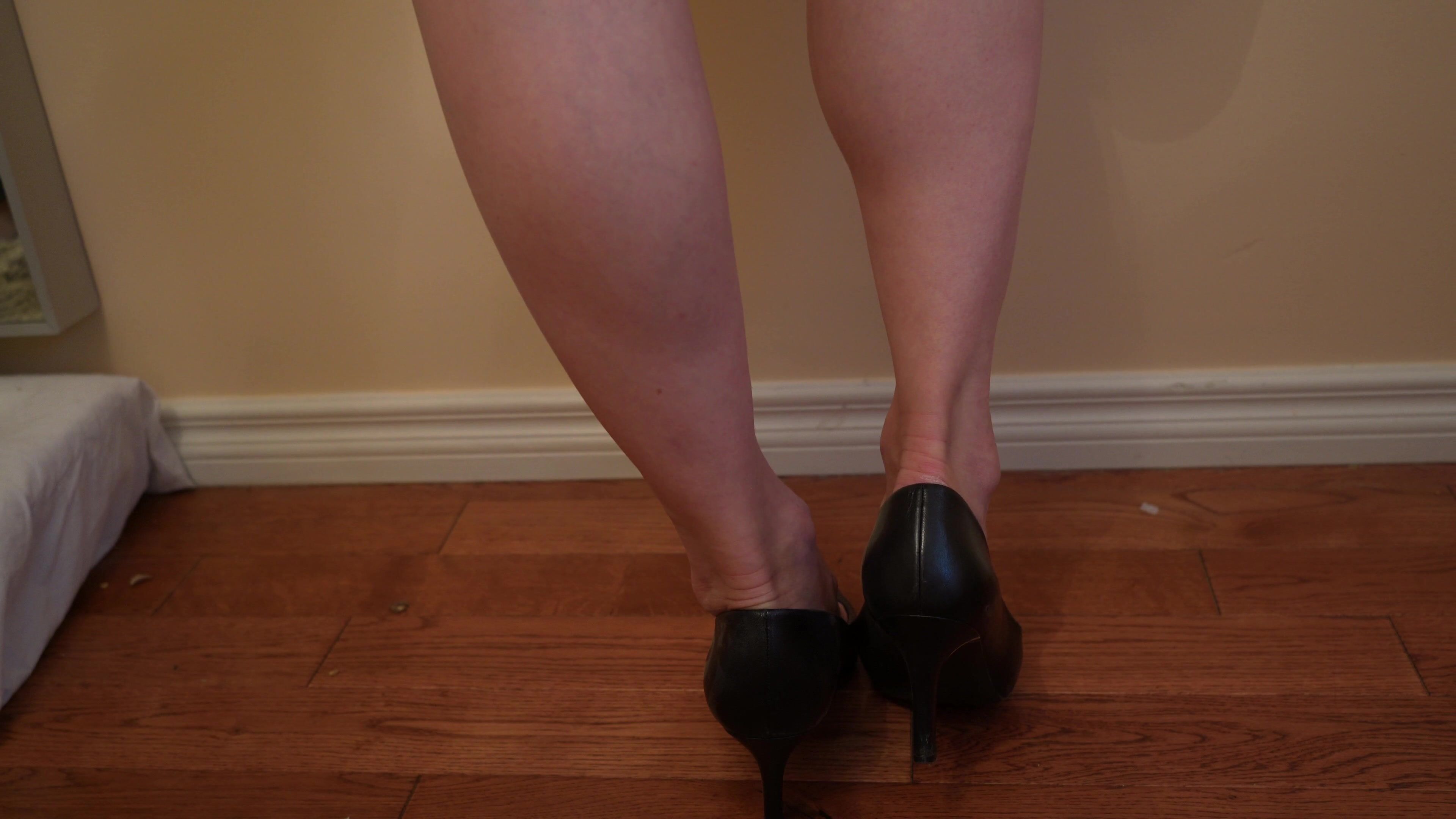 YogaBella Feet and Hells
