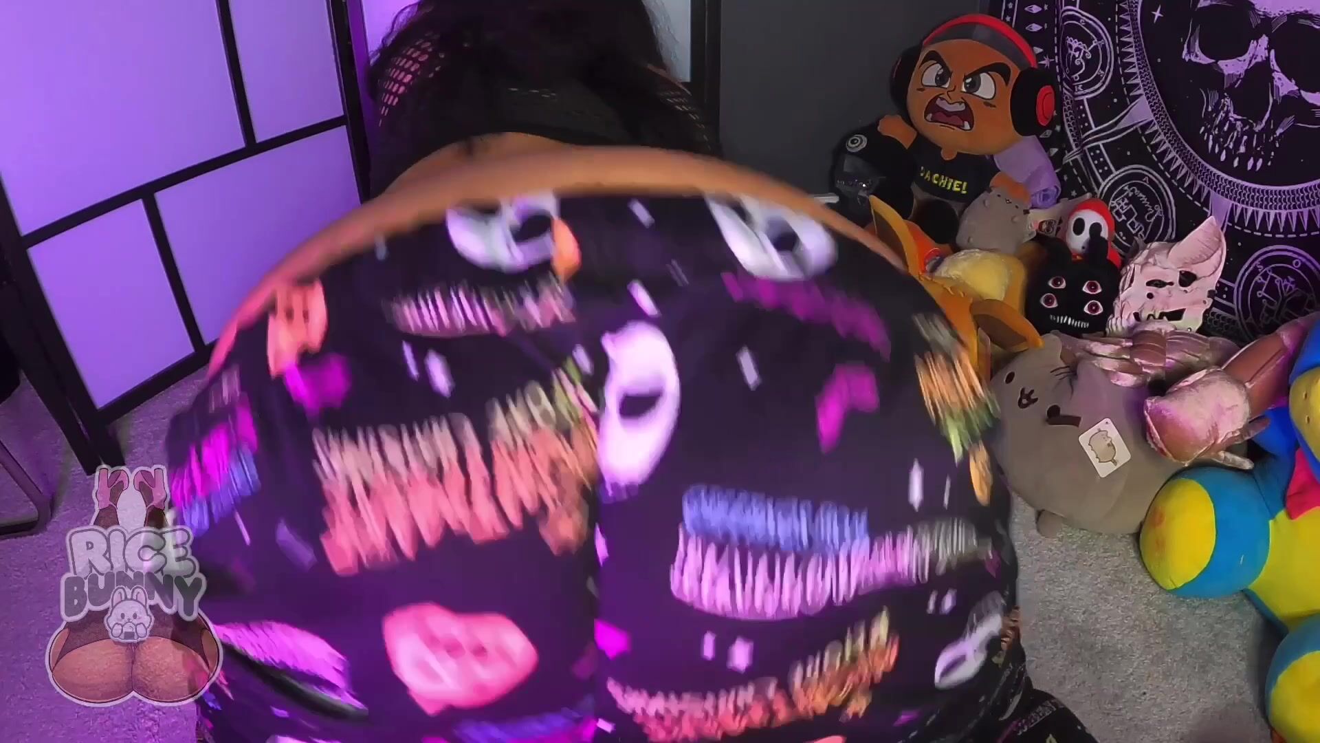 Ricebunny huge ass up close