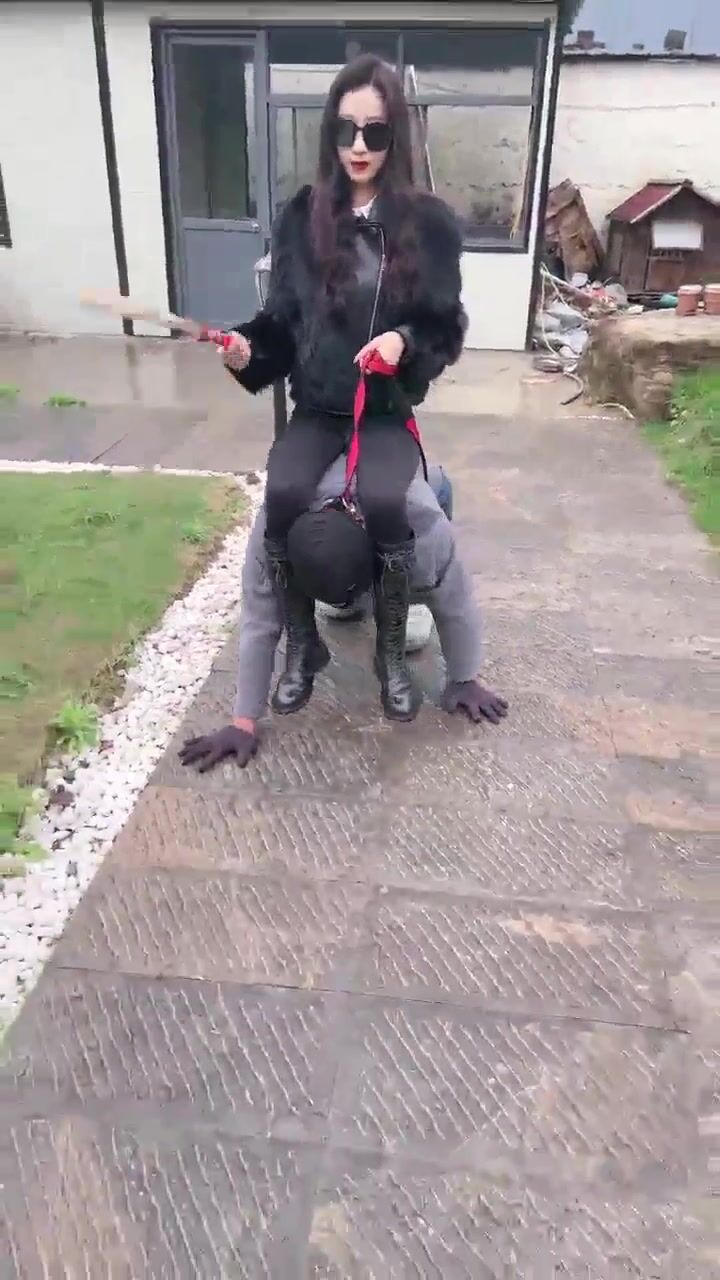 PONY SLAVE LIFESTYLE